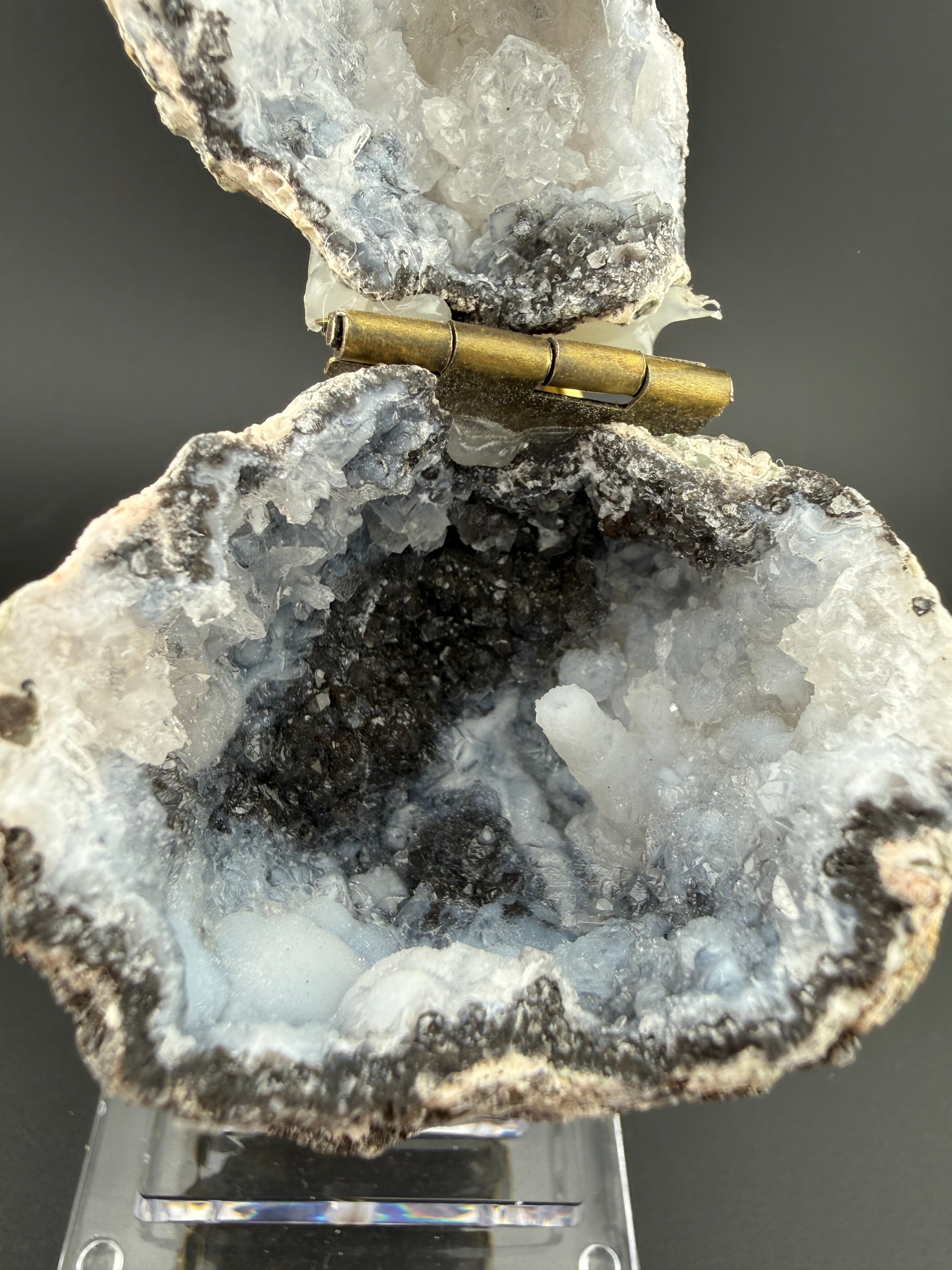 UV Reactive “Alien Agate” Geode | Hinged Display Specimen